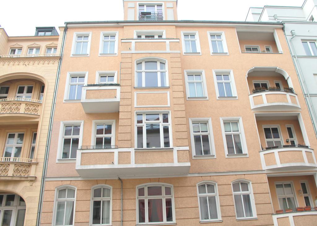 Smart Appart Insel Berlin Mitte Exterior photo